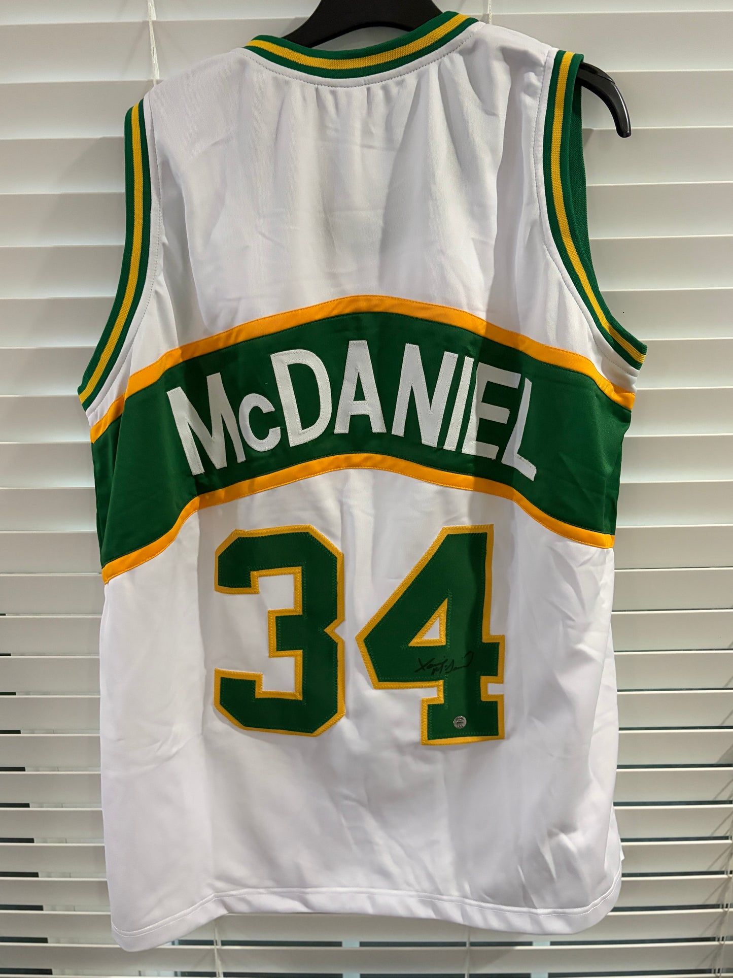 Seattle Supersonics - Xavier McDaniel Autographed Custom Jersey